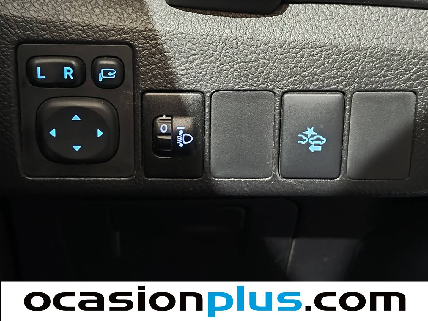 Equipamiento del Toyota Auris Toyota Auris 140H Hybrid Touring Sports Feel!  (136 CV)