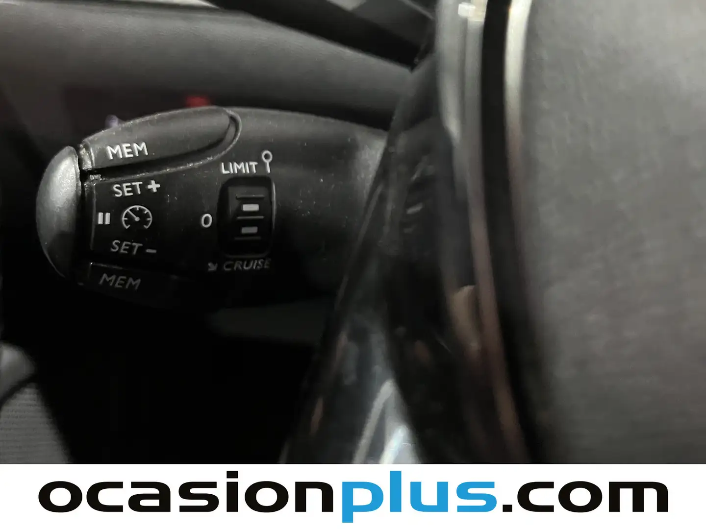 Foto Peugeot 2008 Peugeot 2008 PureTech 100 S&S Allure (100 CV)