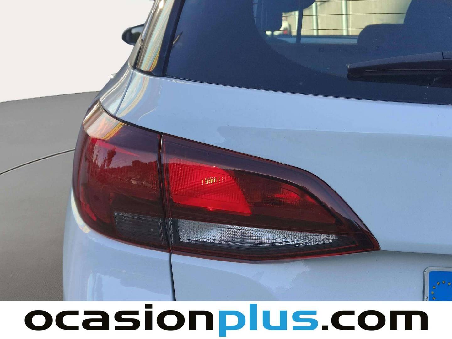 Foto Opel Astra Opel Astra Sports Tourer 1.6 CDTI Selective (110 CV)