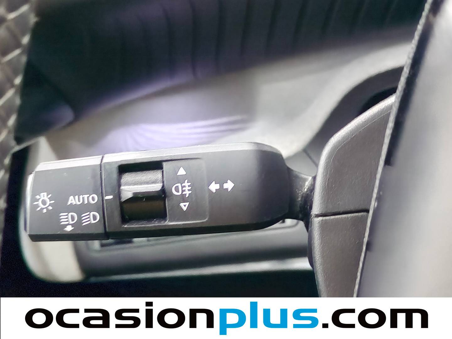 Citroën C3 Aircross Citroën C3 Aircross Hybrid 145 Plus e-DCS6 (145 CV) seminuevo