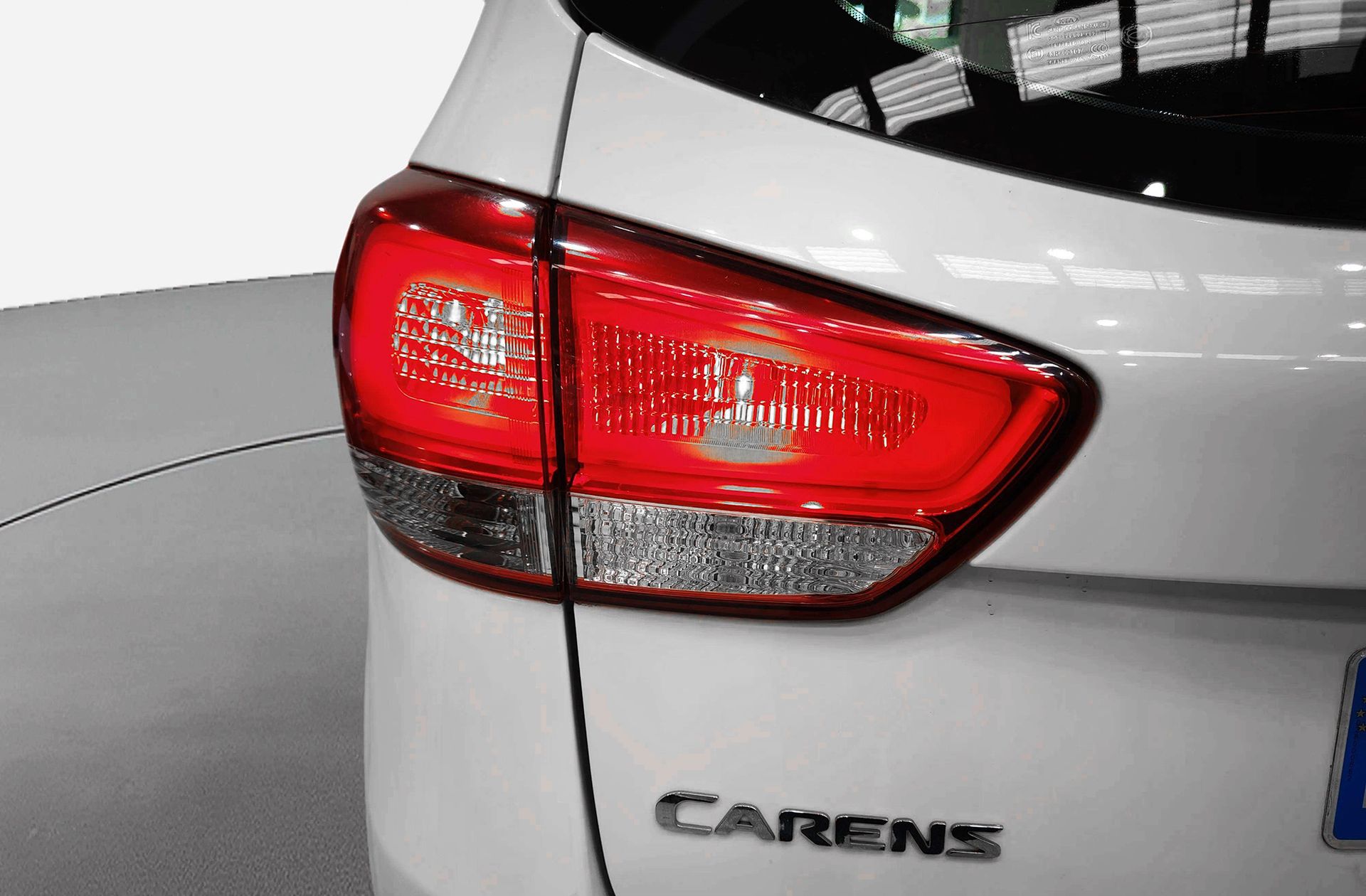 Kia Carens 1.7 CRDi VGT Concept Eco-Dynam - foto 15