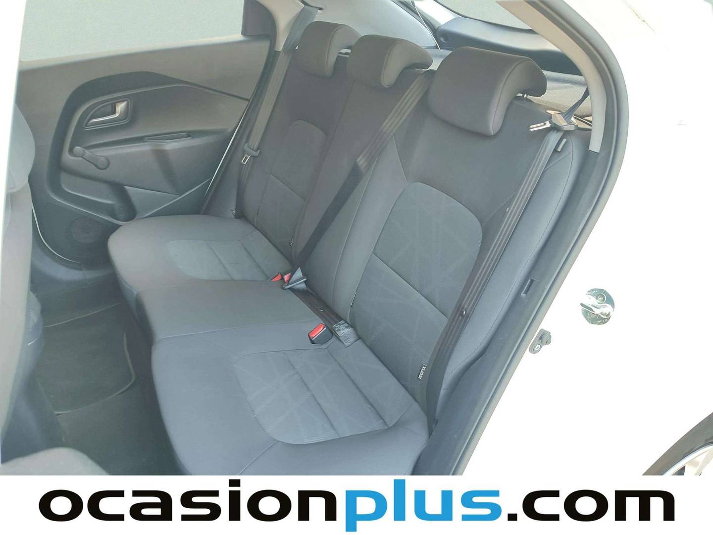 Foto asientos traseros KIA Rio KIA Rio 1.2 CVVT Concept (85 CV)