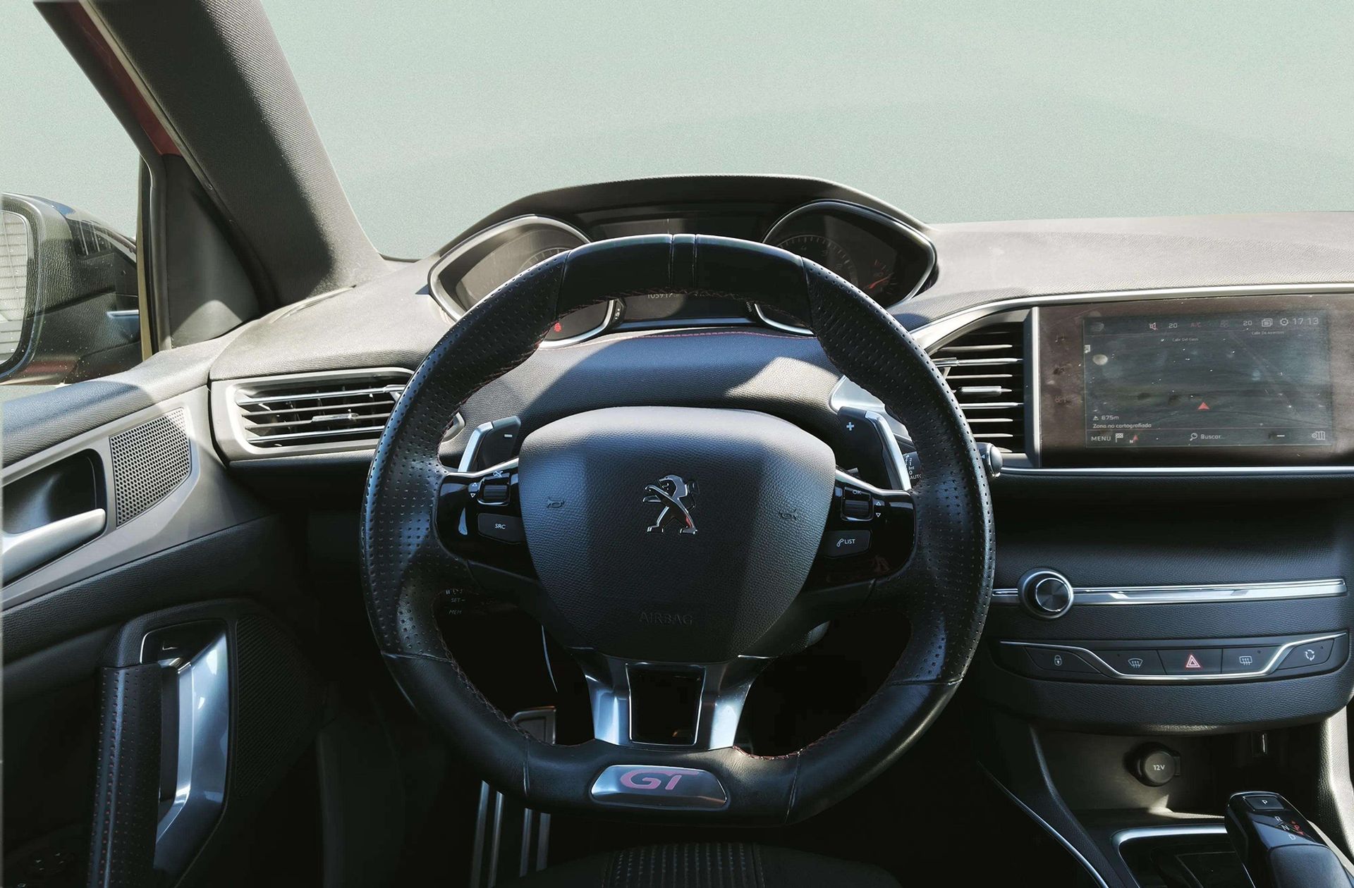 Peugeot 308 1.2 PureTech GT Line EAT8 - foto 26