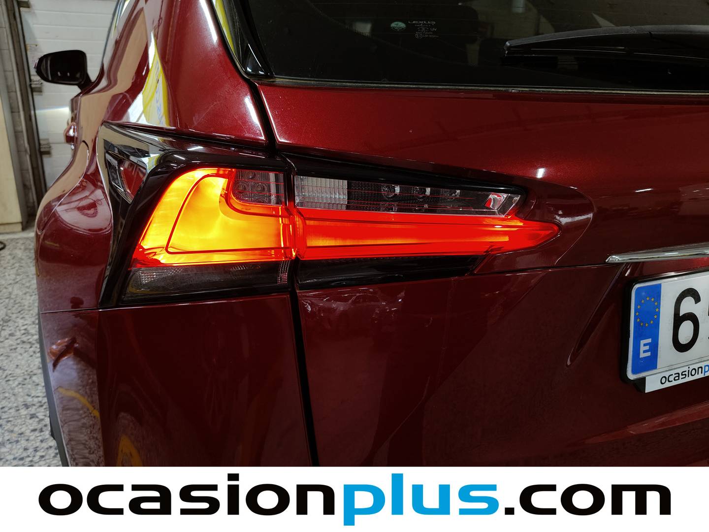 Lexus NX Lexus NX 300h Executive 4WD + Navibox (197 CV) híbrido