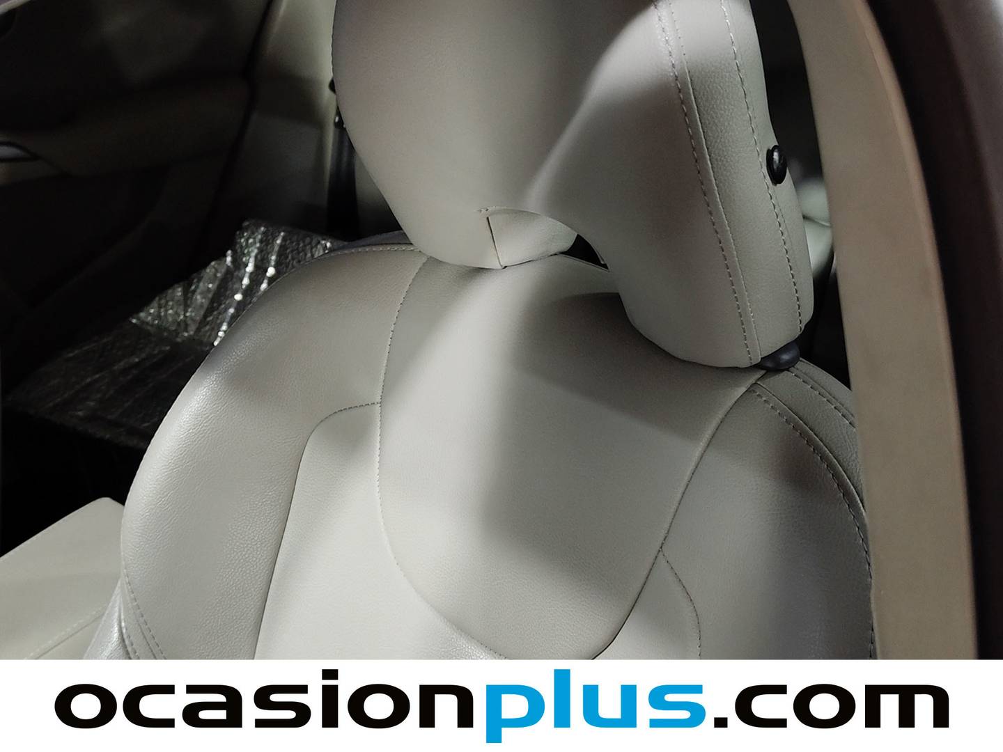 Extras y acabados del Volvo V40 Volvo V40 D2 Kinetic (115 CV)