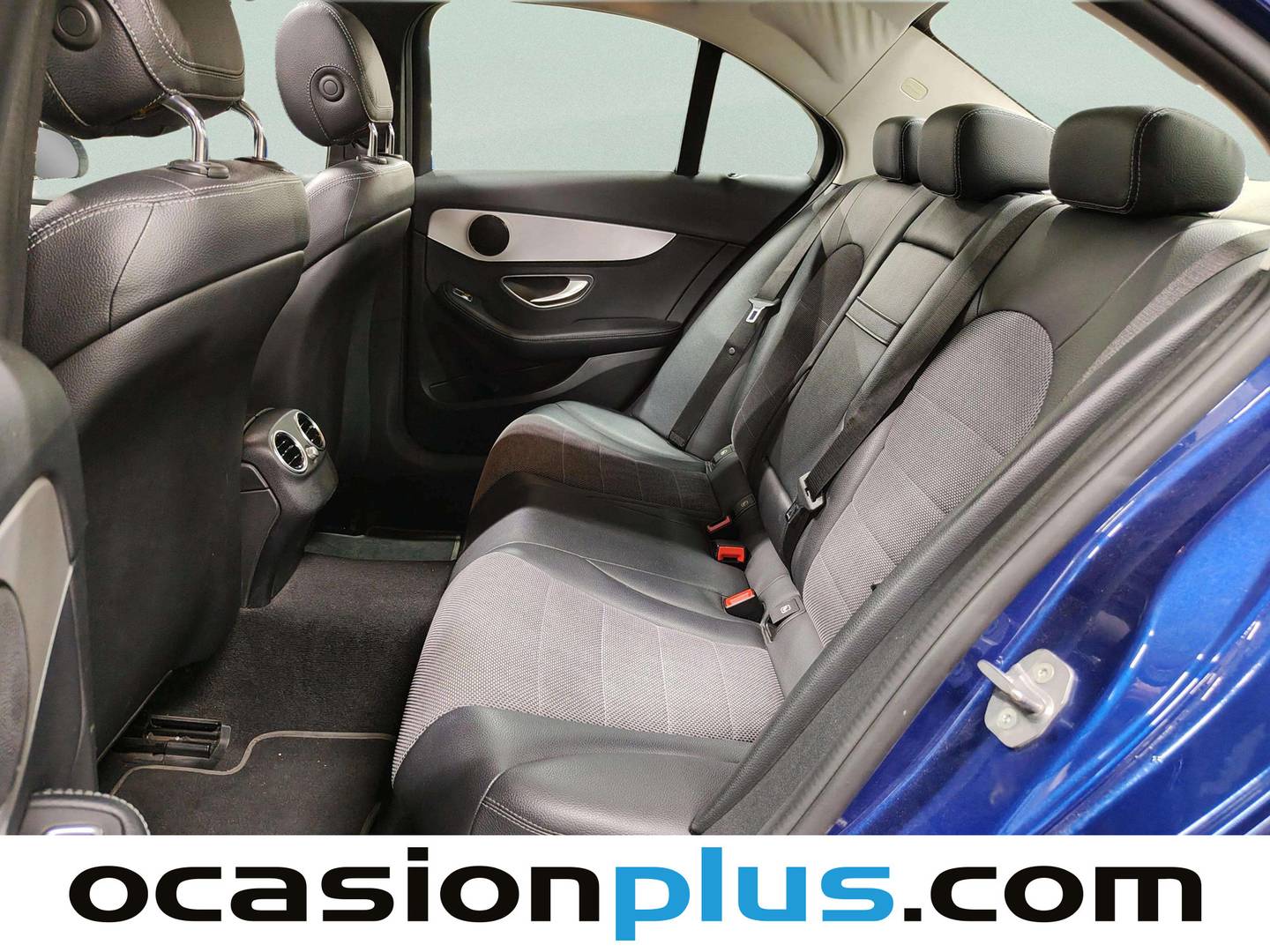 Foto asientos traseros Mercedes Clase C Mercedes Clase C 220 d (170 CV) Pack AMG