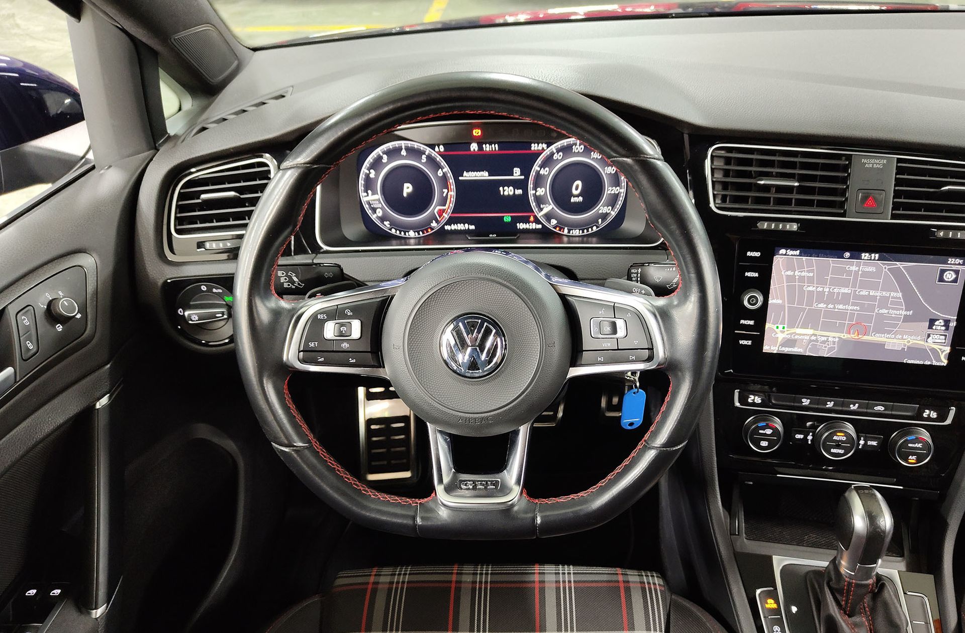 Volkswagen Golf GTI Performance 2.0 TSI DSG - foto 23