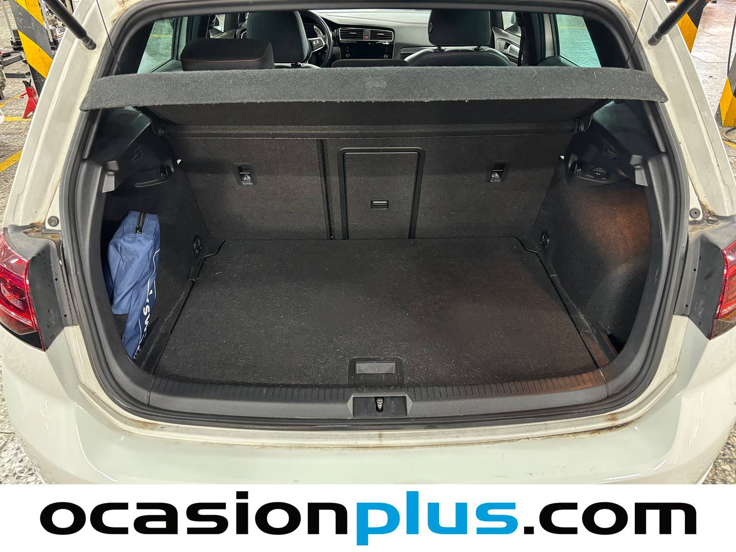 Fotos maletero Volkswagen Golf Volkswagen Golf GTI TCR 2.0 TSI  (290 CV) DSG