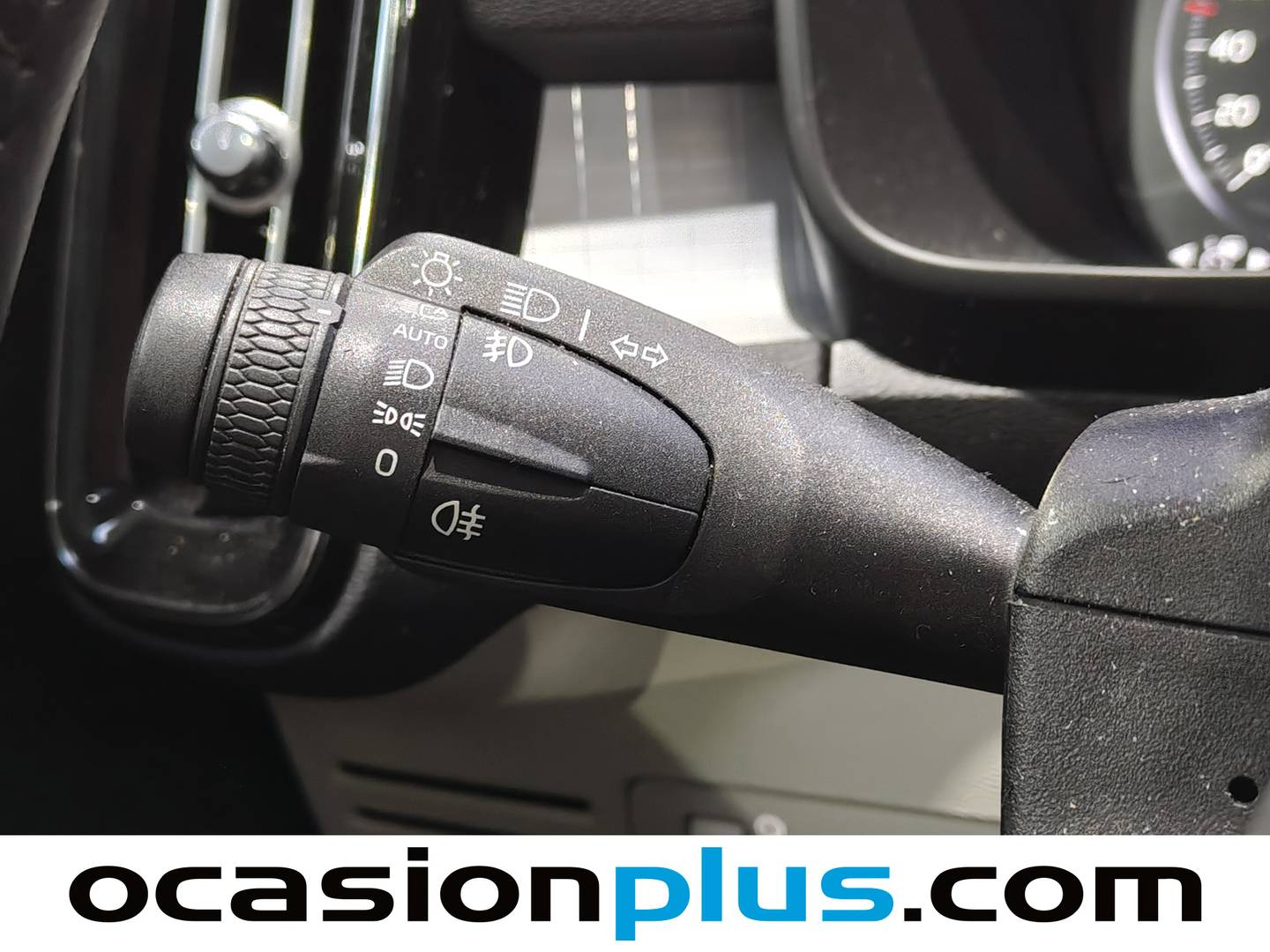 Foto Volvo XC40 Volvo XC40 D3 Momentum Auto (150 CV)