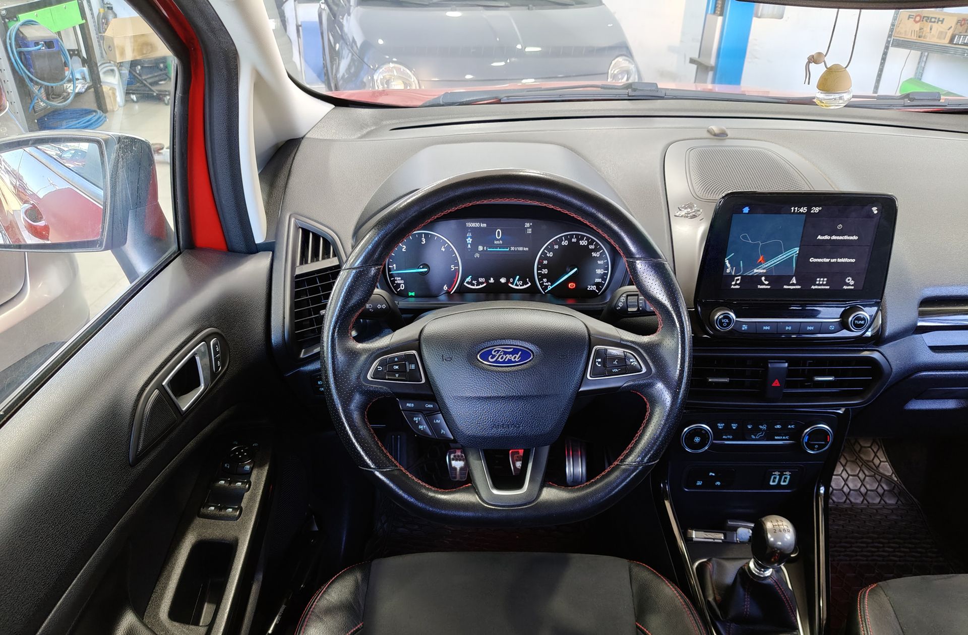 Ford EcoSport 1.5 TDCi ST Line - foto 21