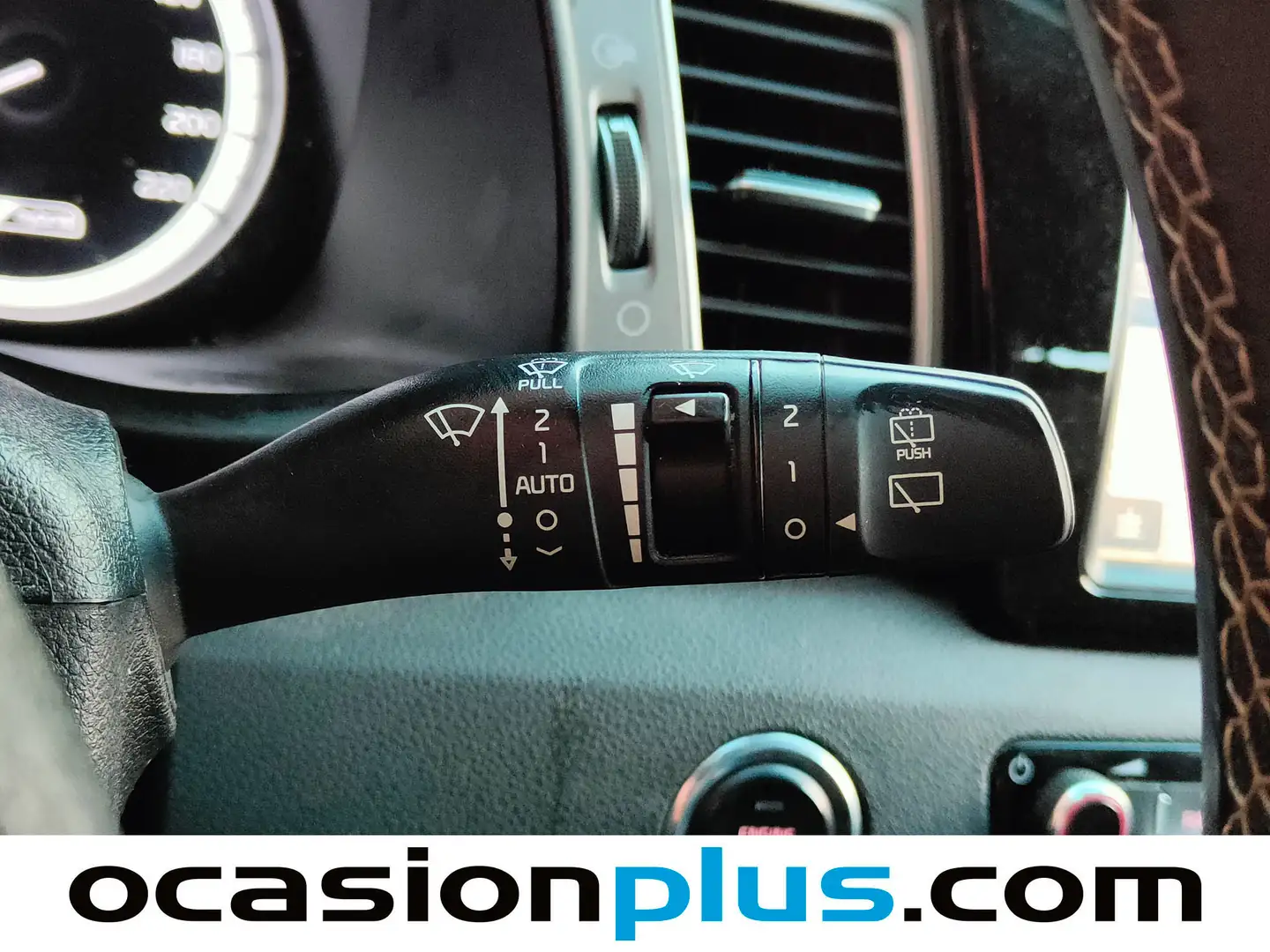 Foto KIA Niro Kia Niro 1.6 GDi HEV Híbrido Emotion  (141 CV)