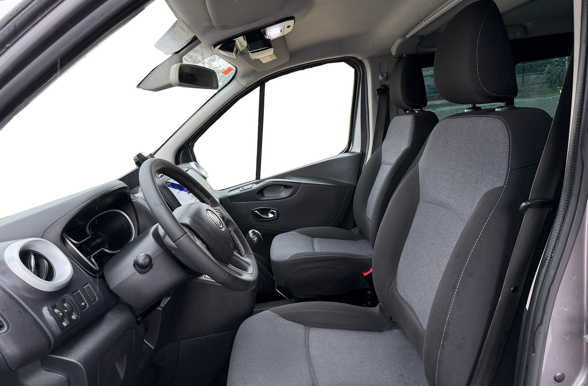 Fiat Talento Combi 1.6 EcoJet Base SX 8 plazas - foto 9