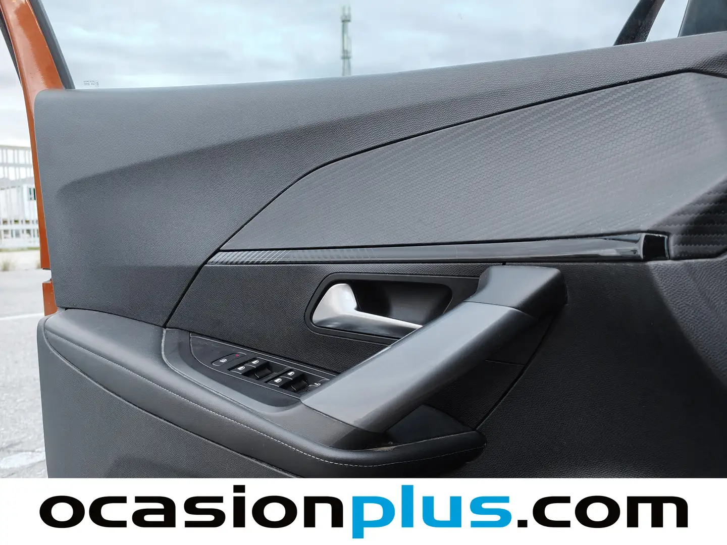 Foto Peugeot 2008 Peugeot 2008 BlueHDi 100 S&S Allure (100 CV)