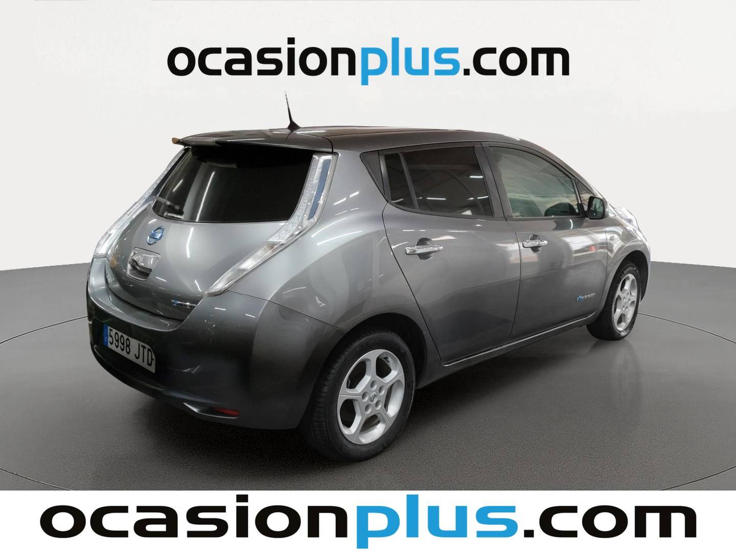 Foto trasera Nissan LEAF Nissan Leaf 30kWh Acenta (109 CV) derecha