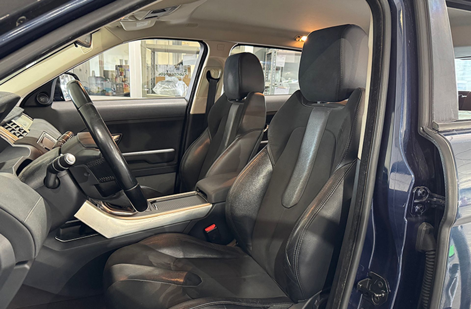Land Rover Range Rover Evoque 2.2L TD4 Dynamic 4x4 - foto 10