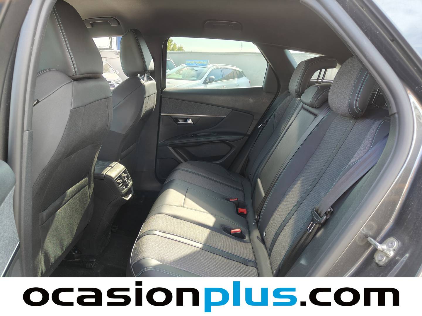 Foto Peugeot 3008 Hybrid Peugeot 3008 Hybrid 300 Allure Pack e-EAT8 (300 CV)