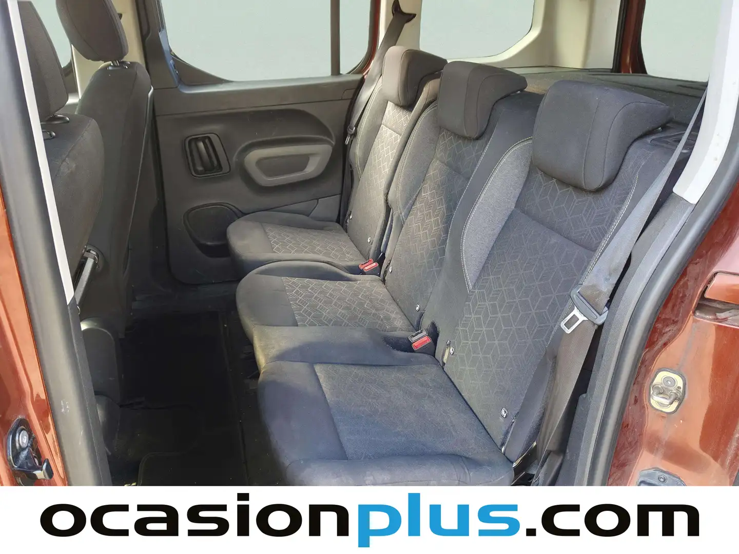 Foto Peugeot Rifter Peugeot Rifter BlueHDi 100 Active Standard Nav+ (100 CV)