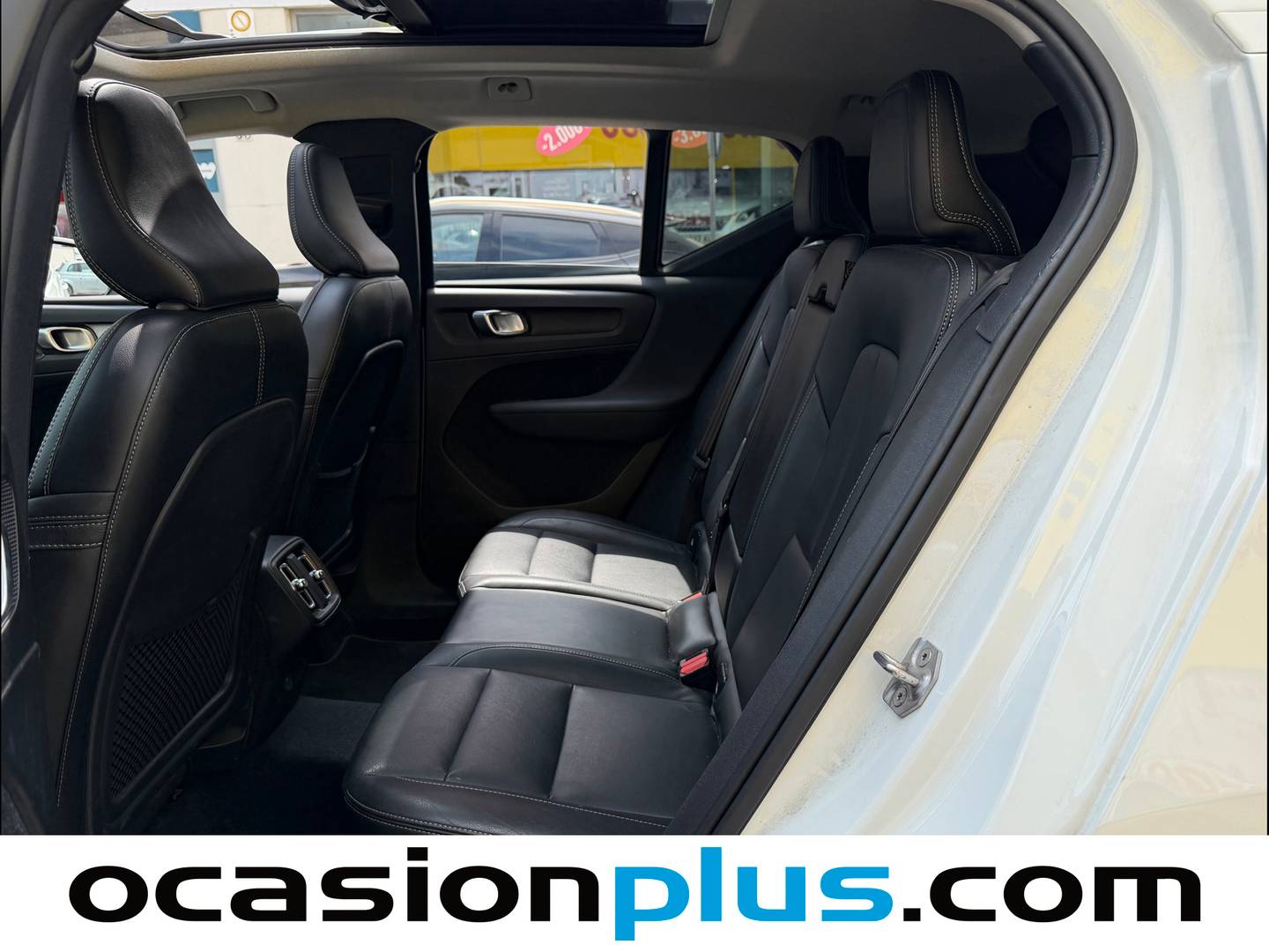 Foto asientos traseros Volvo XC40 Volvo XC40 D3 Momentum (150 CV)