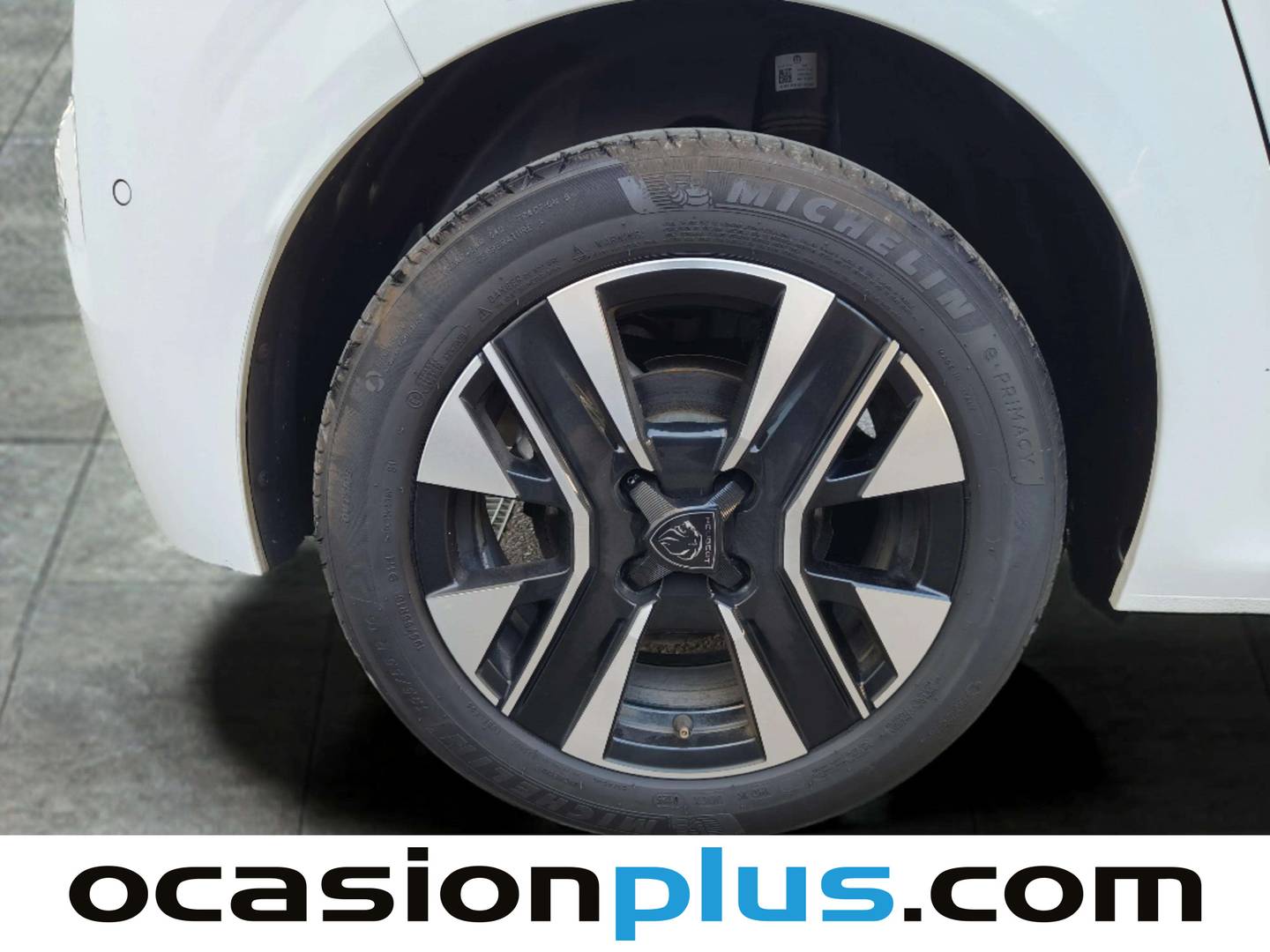 Foto Peugeot 208 Peugeot 208 Allure Hybrid eDCS6 (100 CV)