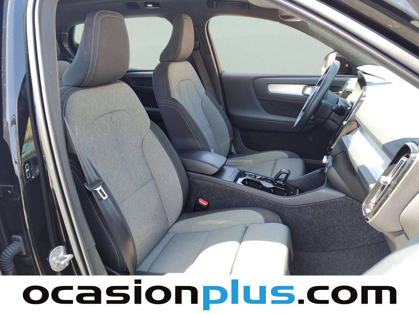 Volvo XC40 Volvo XC40 B3 Gasolina Mild hybrid Black Edition Ultra Auto (163 CV) automático