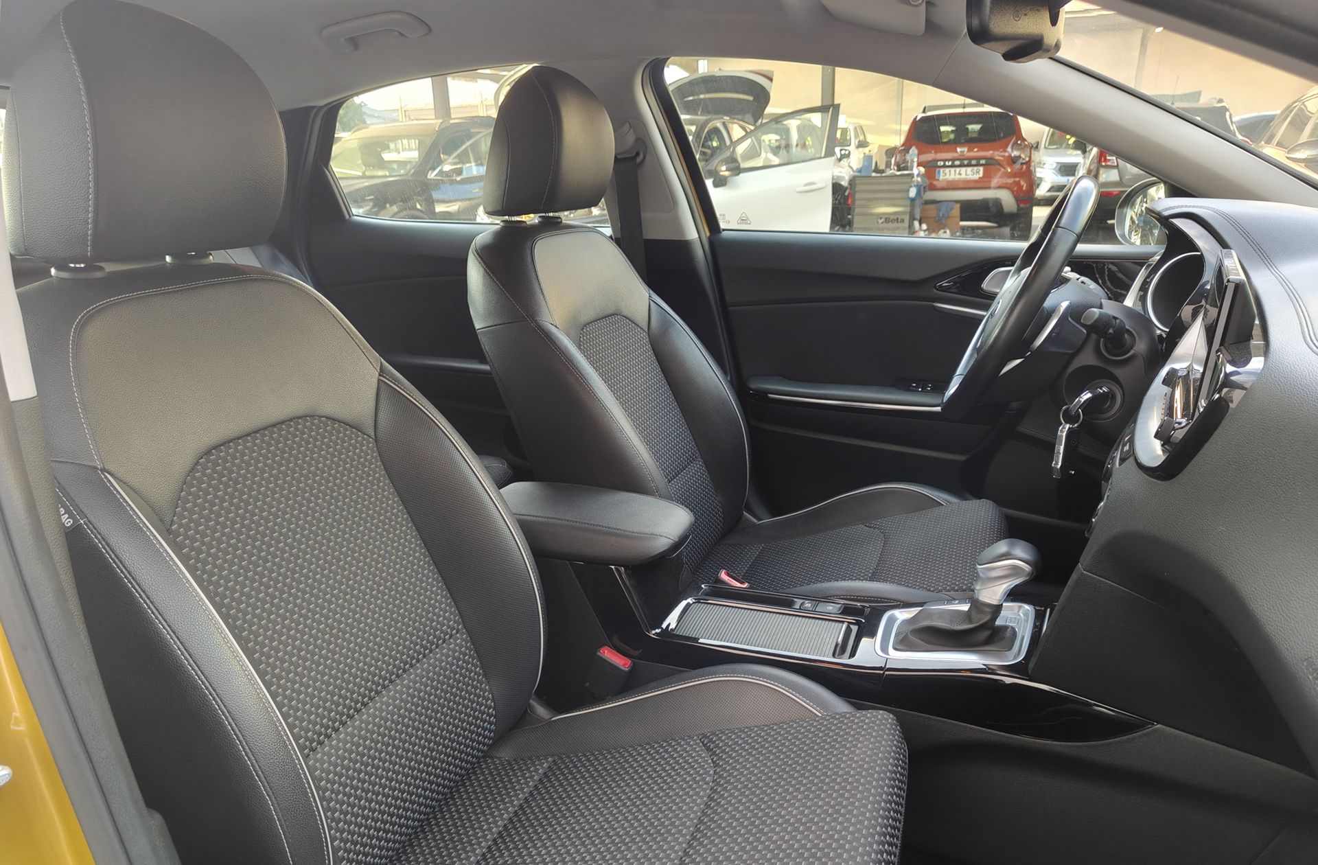 Kia XCeed 1.4 T-GDi Tech DCT - foto 18