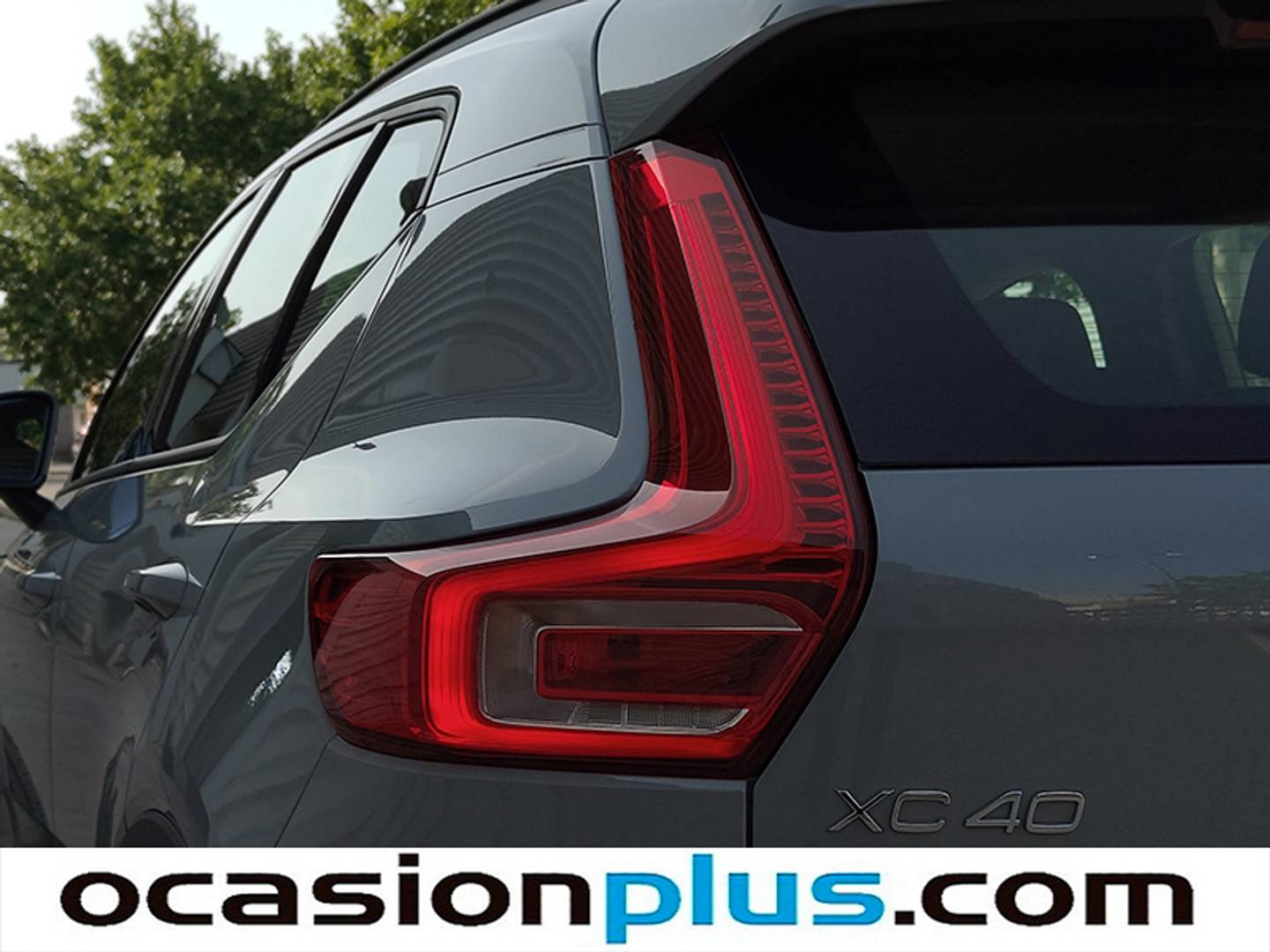 Foto Volvo XC40 Volvo XC40 T2 Essential Auto (129 CV)