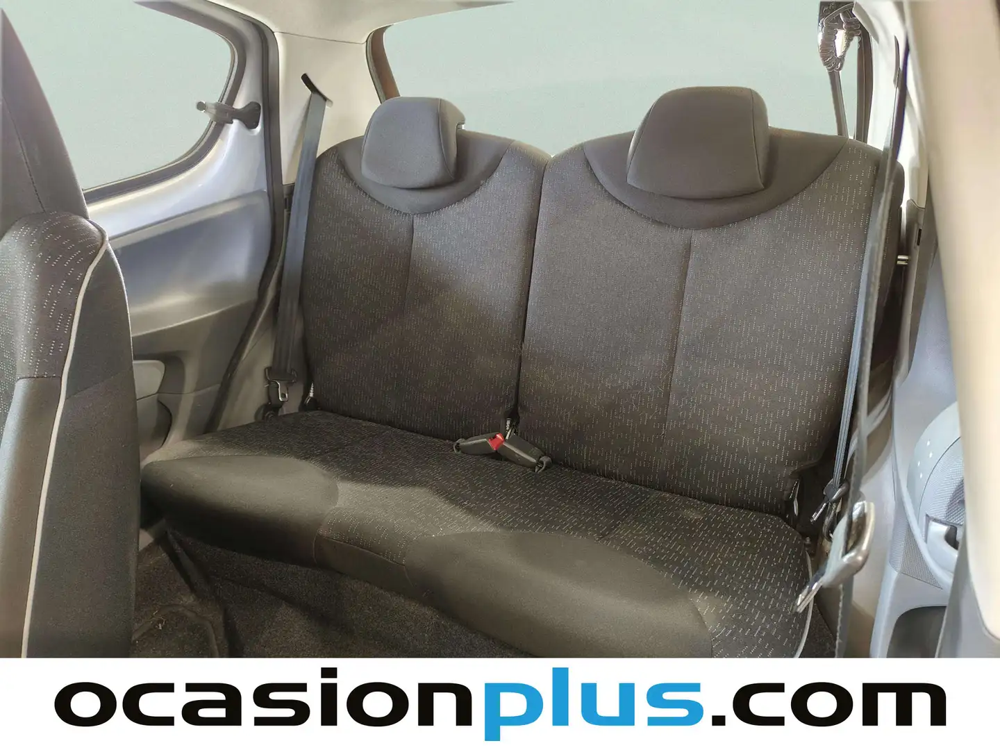 Foto Peugeot 107 Peugeot 107 1.0i Trendy 2 Tronic (68 CV)