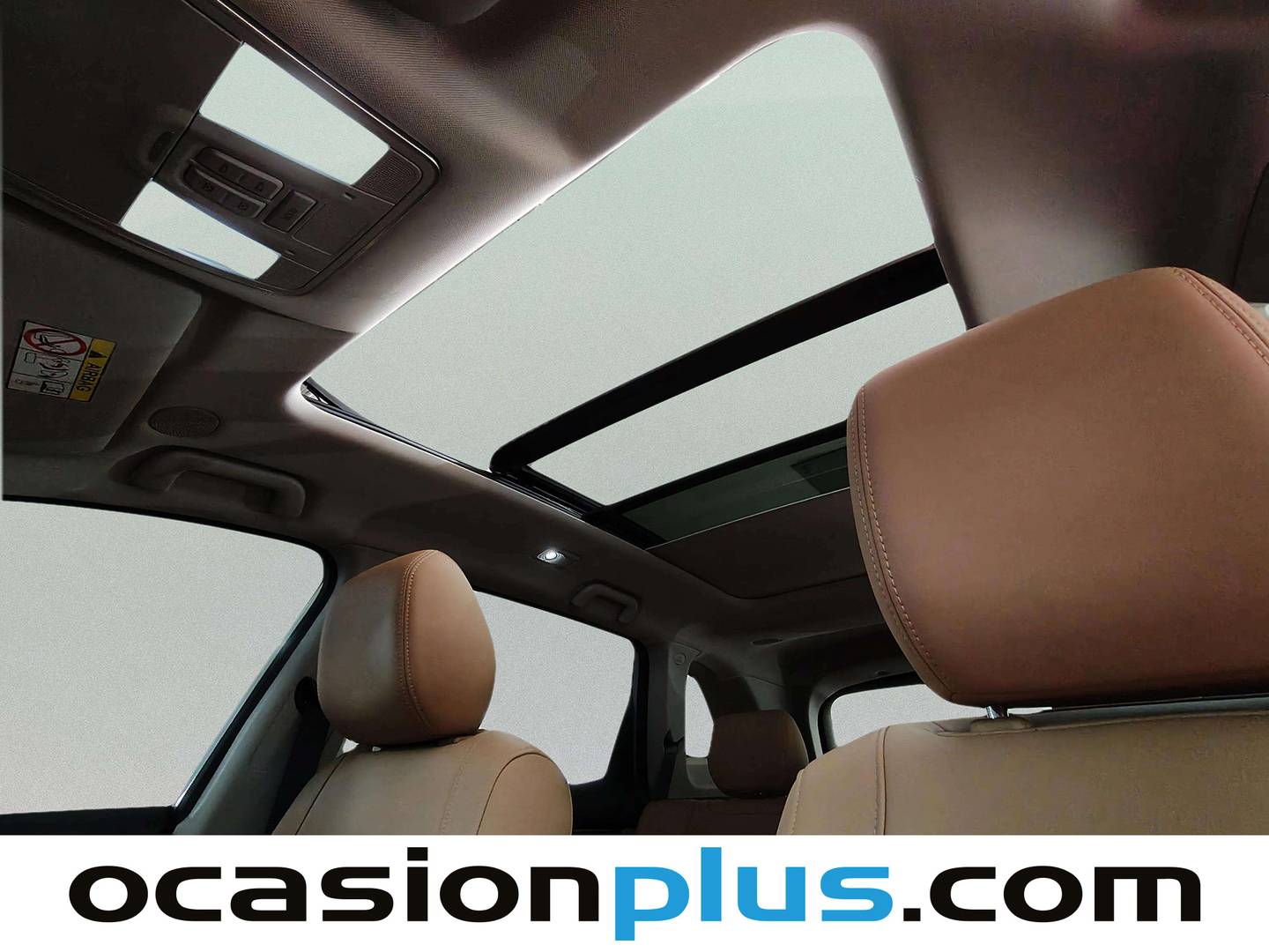 Extras y acabados del DFSK E5 DFSK E5 1.5 PHEV Intelligent (217 CV) 7 Plazas