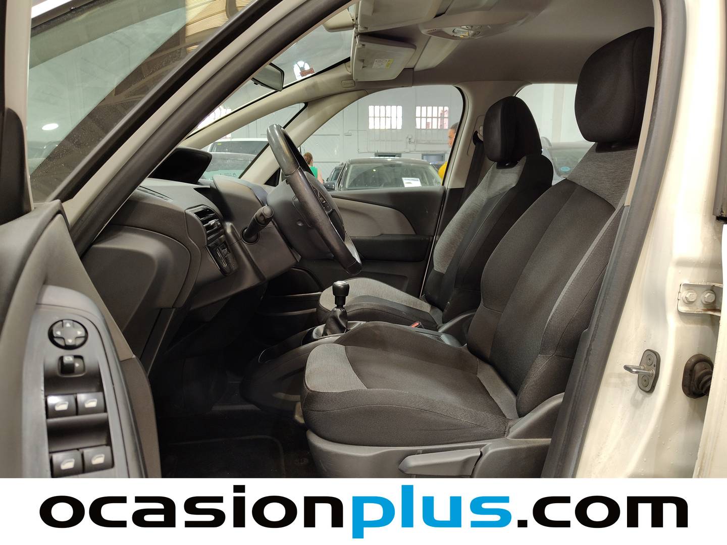 Foto asientos delanteros Citroën C4 Picasso Citroën C4 Picasso PureTech 130 S&S Live (130 CV)