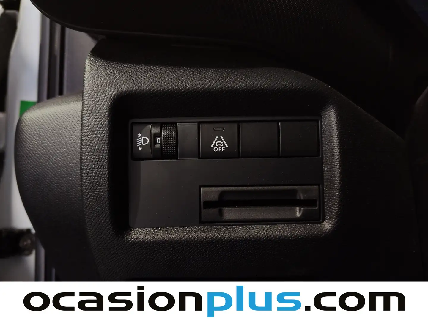 Foto Citroën C5 Aircross Citroen C5 Aircross Hybrid Plus e-DCS6 (136 CV)