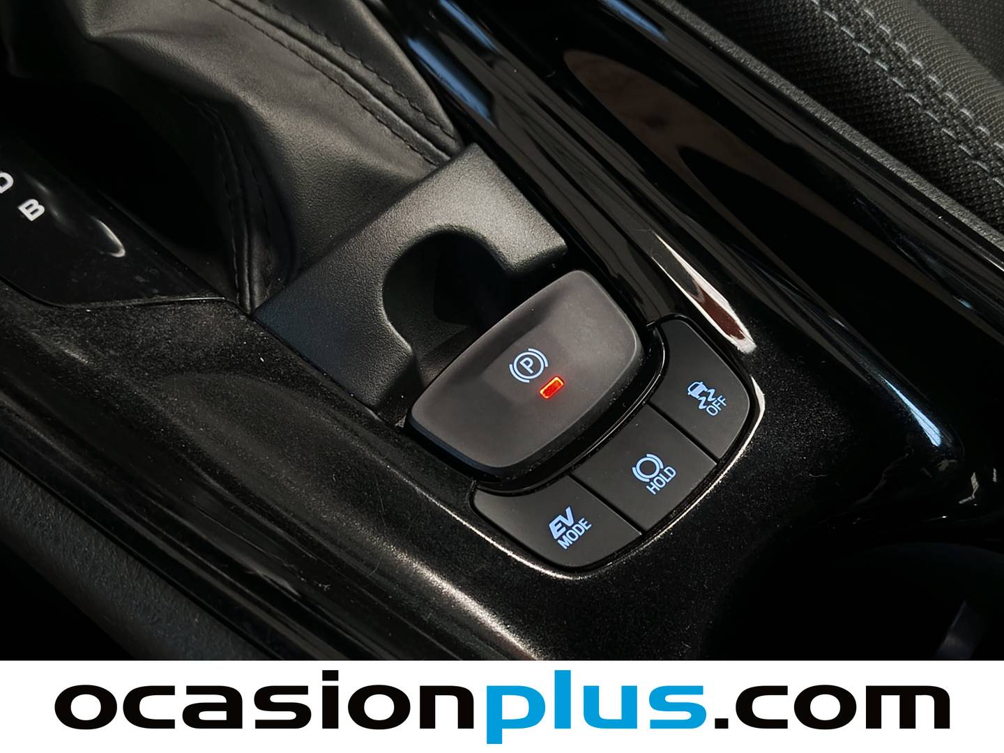 Foto Toyota C-HR Toyota C-HR 1.8 125H Advance (122 CV)