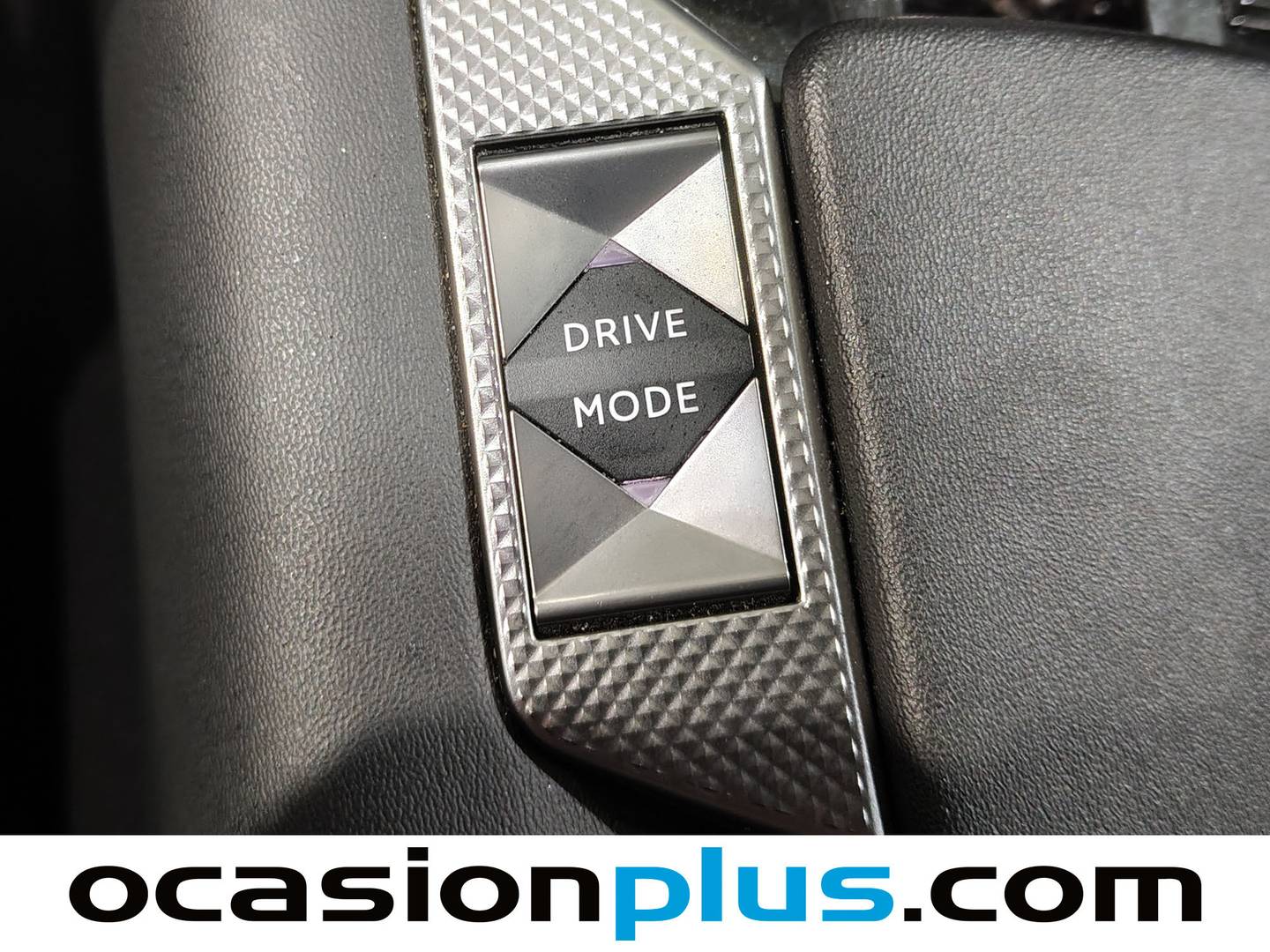 Foto DS DS 4 DS DS4 PureTech 130 Bastille Auto (130 CV)