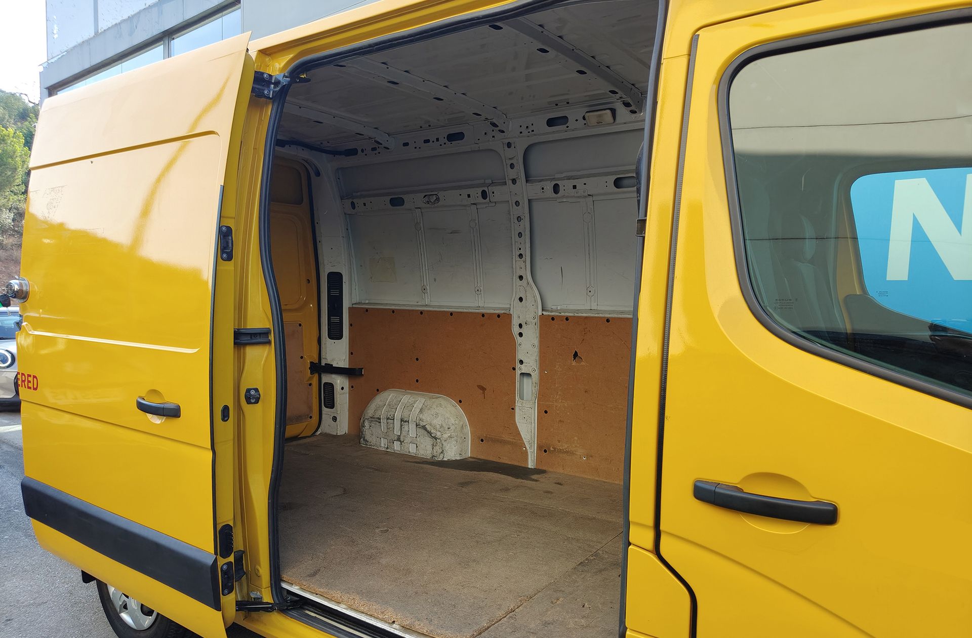 Nissan NV400 Furgon 2.3 dCi Comfort 3.5T L2H2 FWD 3 plazas - foto 11