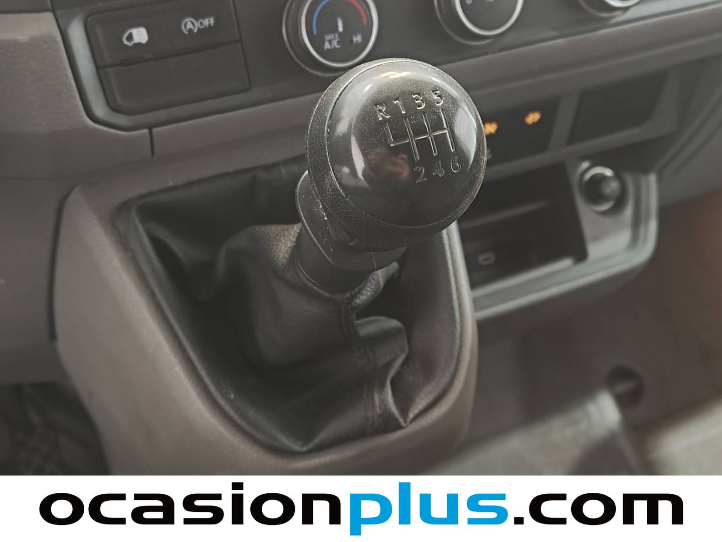 Volkswagen Crafter Volkswagen Crafter Furgon Batalla Media TN 2.0 TDI (102 CV) 3.500 de segunda mano