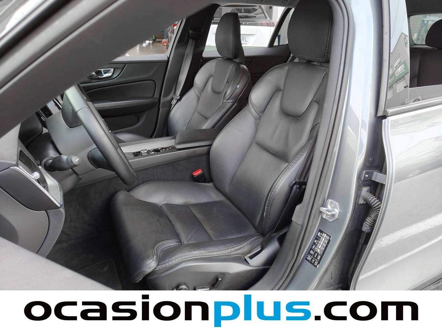 Foto asientos delanteros Volvo V60 Cross Country Volvo V60 Cross Country D4 Pro Auto (190 CV)