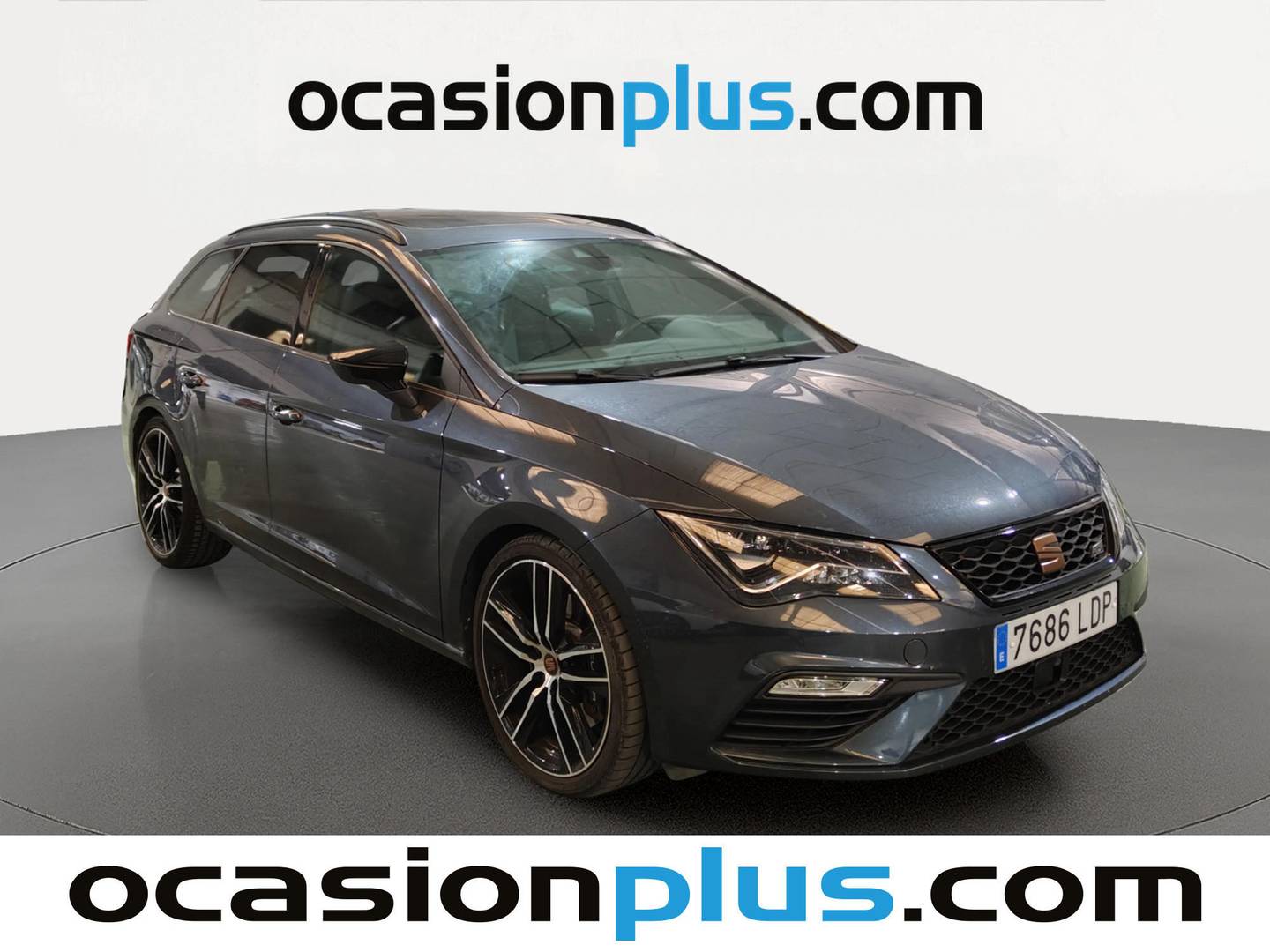 Foto delantera Seat León Seat León ST 2.0 TSI S&S Cupra DSG (290 CV) derecha