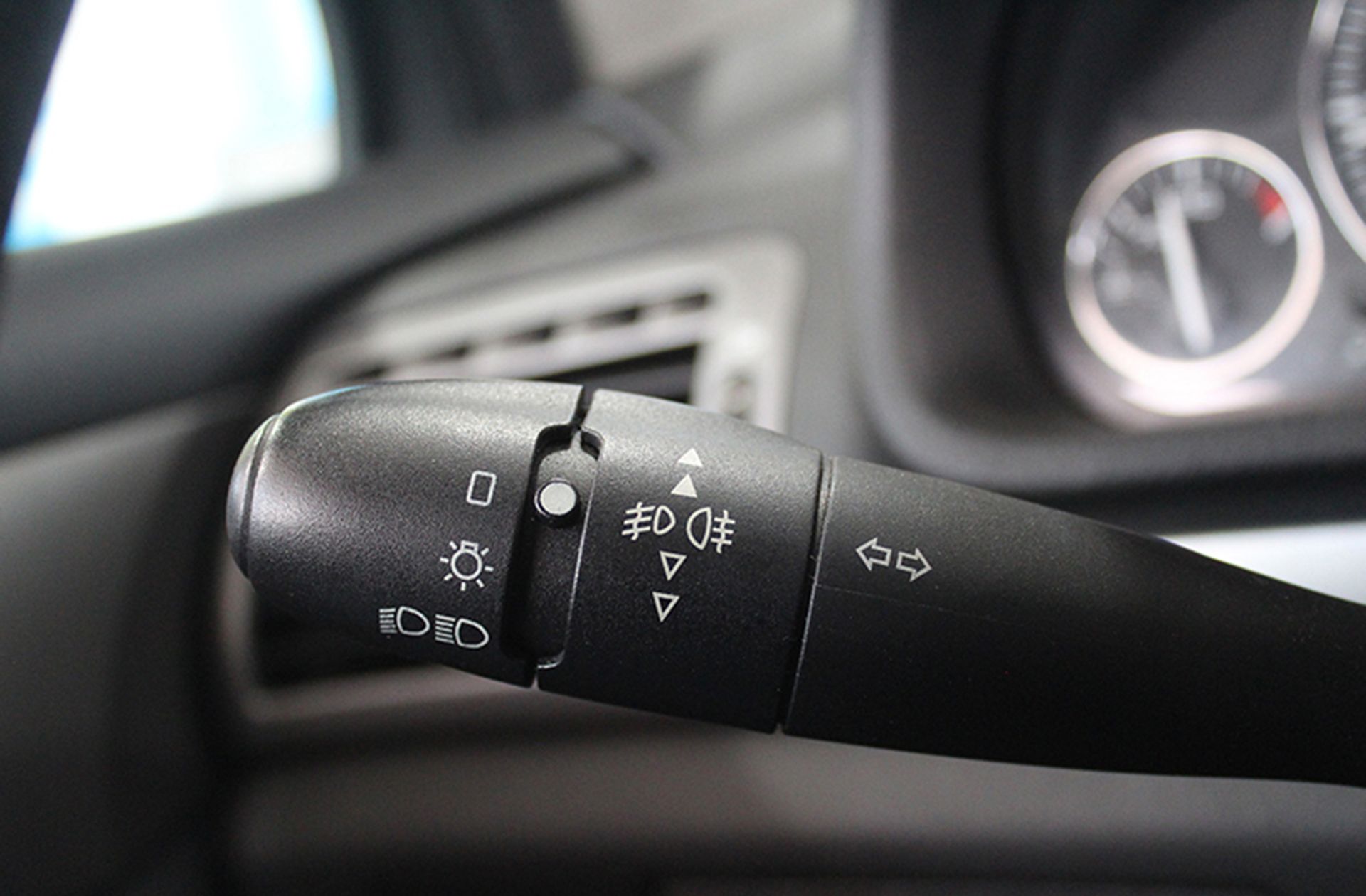 Peugeot 407 1.6 HDi ST Confort - foto 18