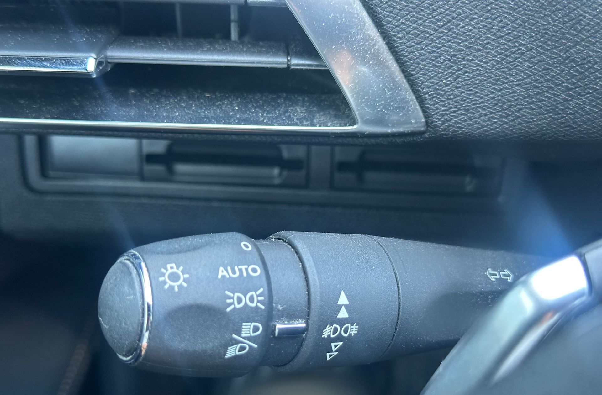 Peugeot 3008 PureTech 130 GT Line EAT8 - foto 30