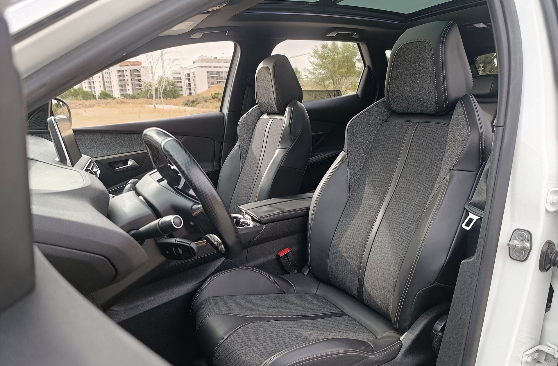 Peugeot 3008 BlueHDi 130 GT Line - foto 12