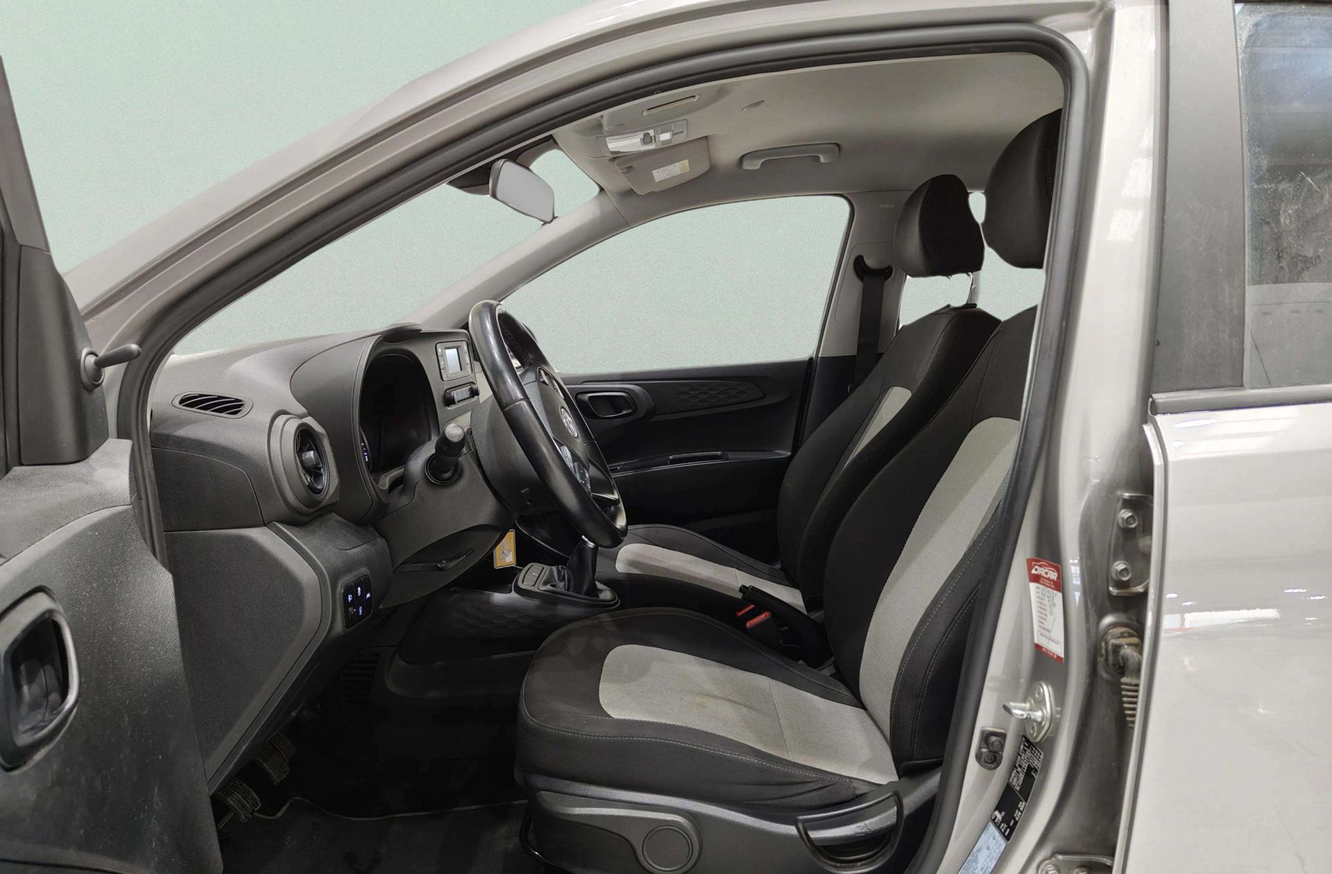 Hyundai i10 1.0 Klass - foto 9
