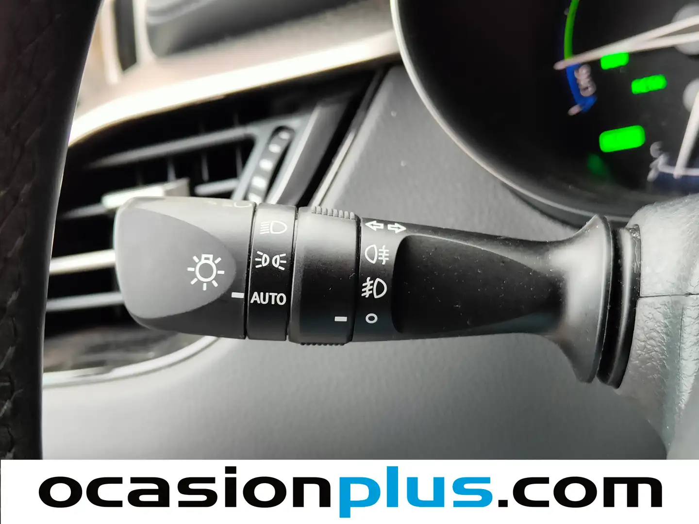 Foto Toyota C-HR Toyota C-HR 1.8 125H Active (122 CV)