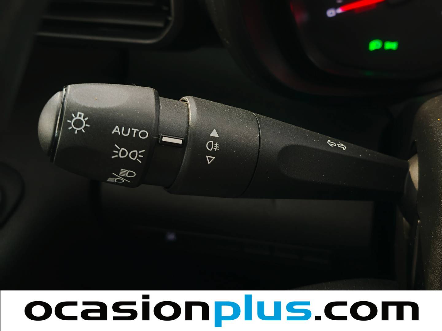 Extras y acabados del Citroën Berlingo Citroen Berlingo Furgon BlueHDi 100 Talla M Control (102 CV)