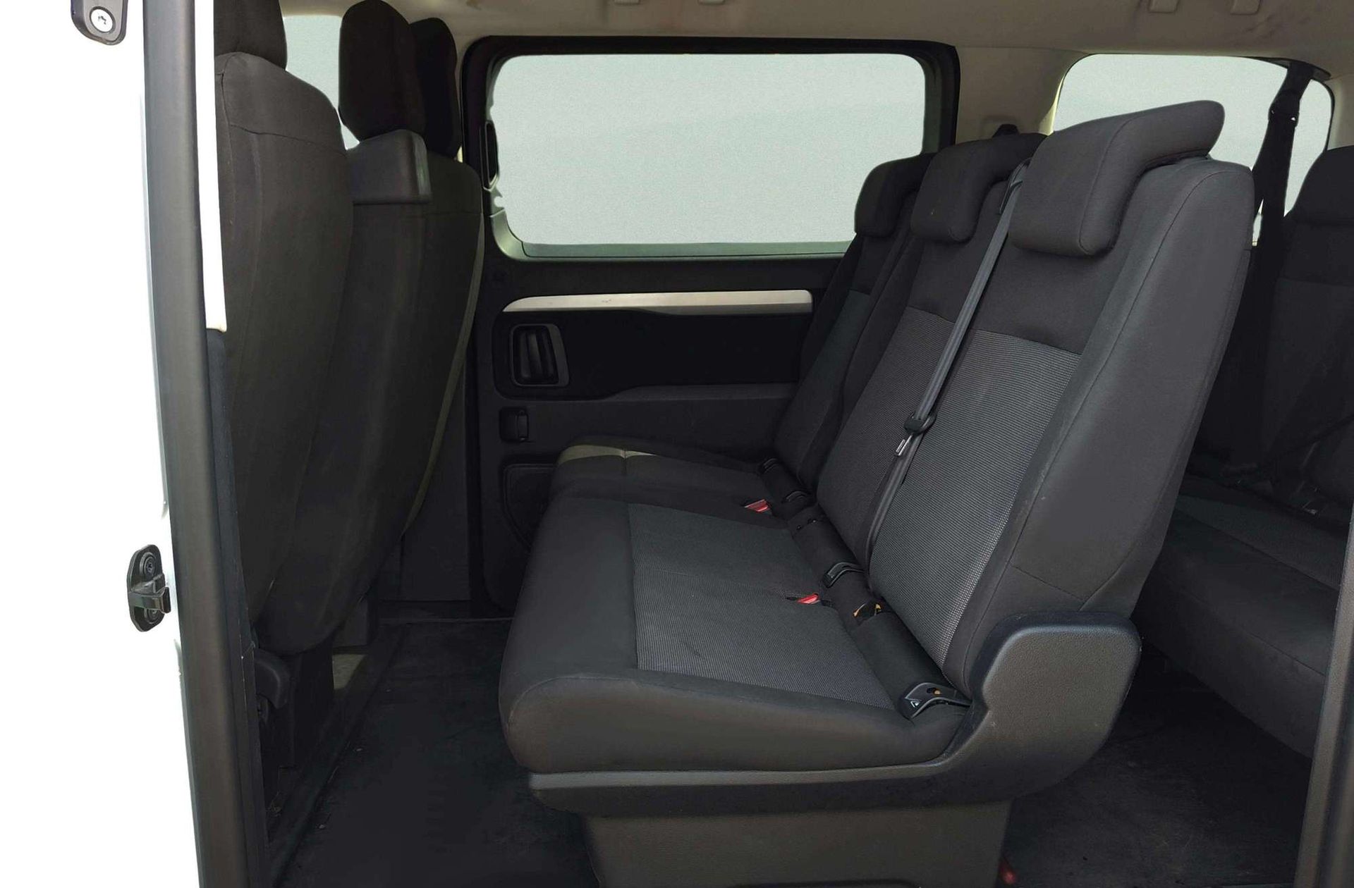 Toyota Proace Verso 2.0D VX Shuttle 9 plazas - foto 14