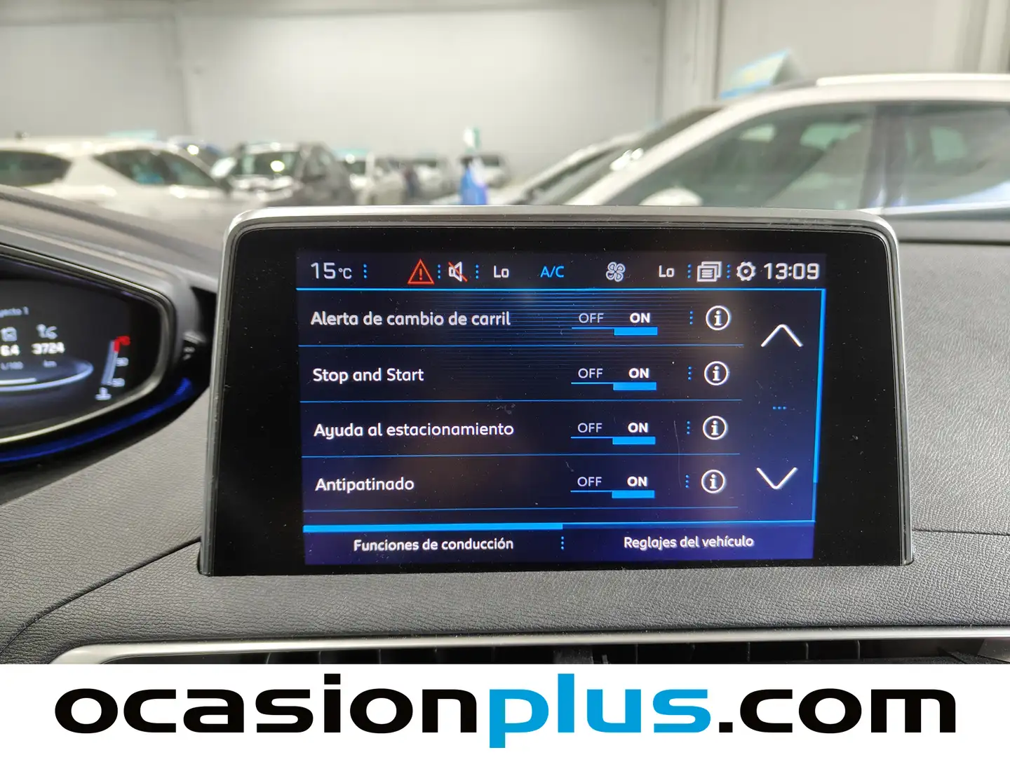 Foto Peugeot 5008 Peugeot 5008 BlueHDi 120 S&S Allure (120 CV) 7 PLAZAS