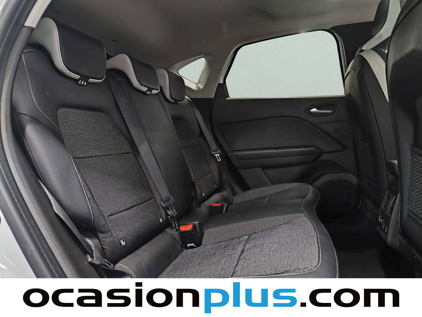 Foto Renault Captur Renault Captur TCe 140 Micro Híbrido Fast Track (140 CV)