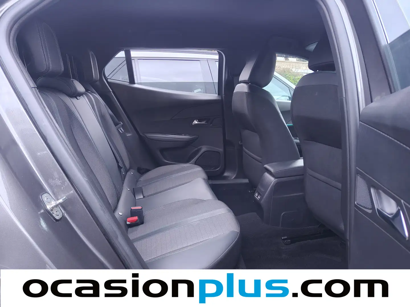 Foto Peugeot 2008 Peugeot 2008 PureTech 130 S&S Allure  (130 CV)