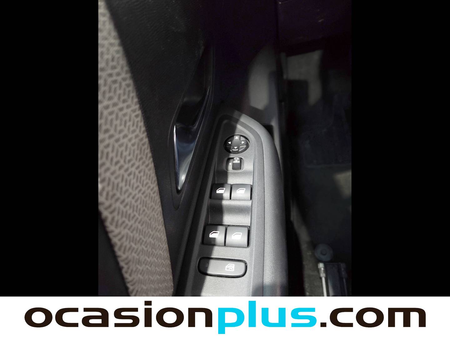 Foto Citroën C4 Citroen C4 PureTech 130 S&S Shine (130 CV)