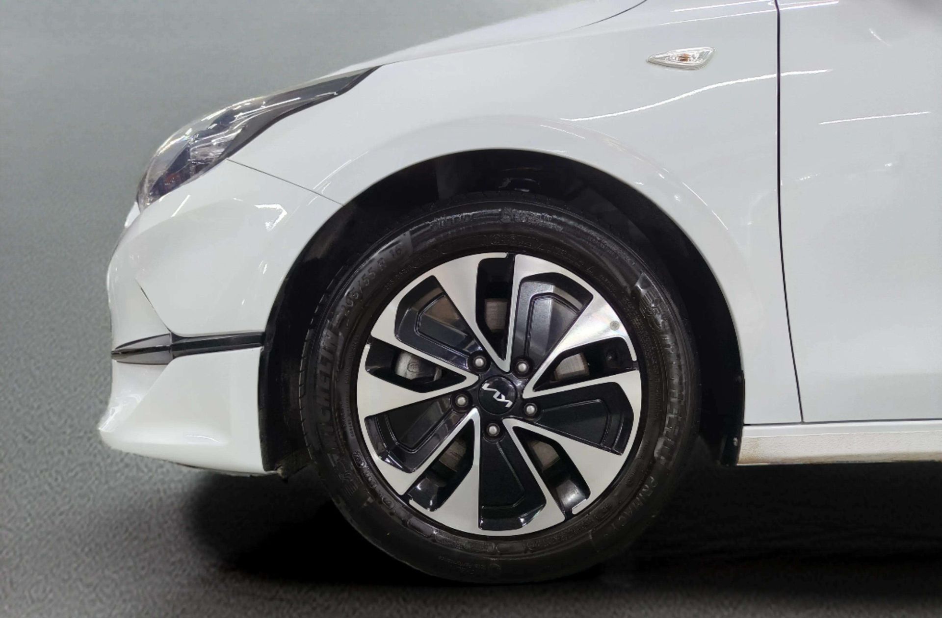 Kia Ceed 1.0 T-GDi Concept - foto 31
