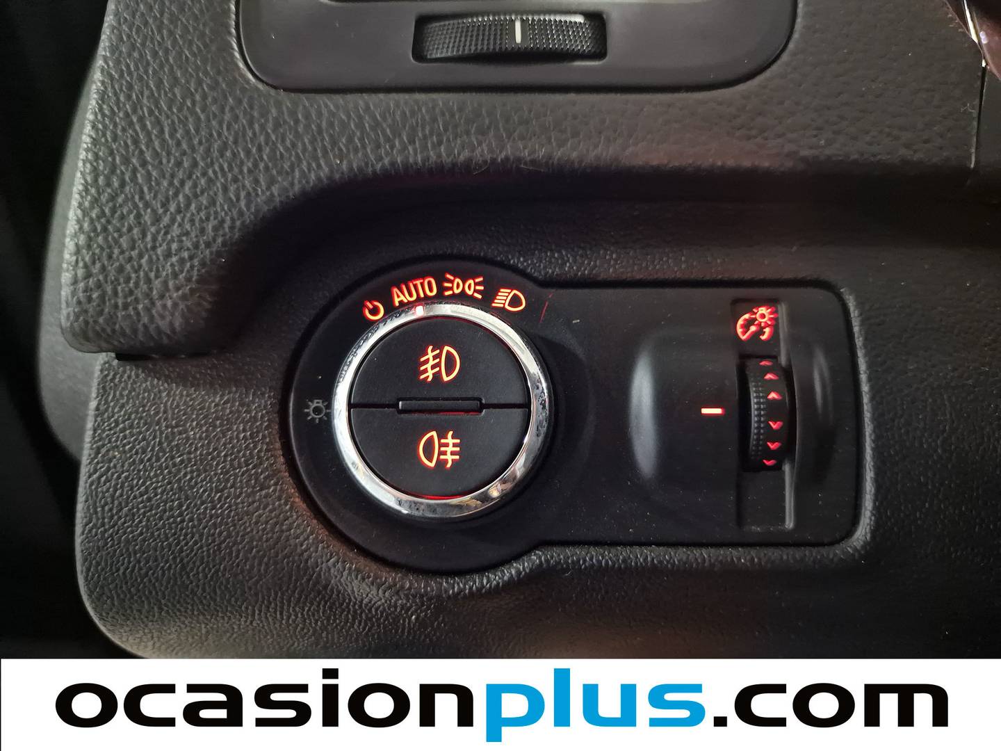 Extras del Opel Insignia Opel Insignia 2.0 CDTI S&S Cosmo (130 CV)