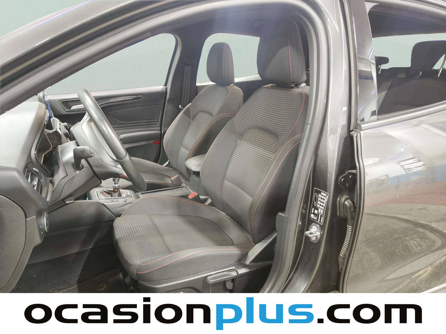 Foto asientos delanteros Ford Focus Ford Focus 1.5 Ecoblue ST-Line (120 CV)
